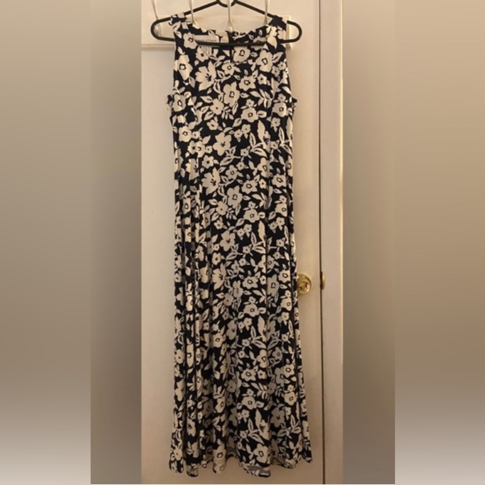 Adrienne Vittadini Dress